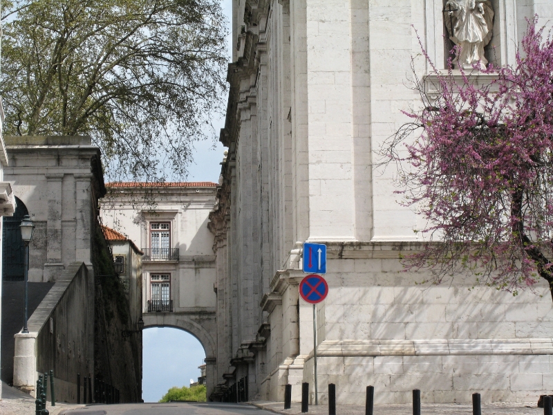 City scene, Lisbon Portugal 4.jpg